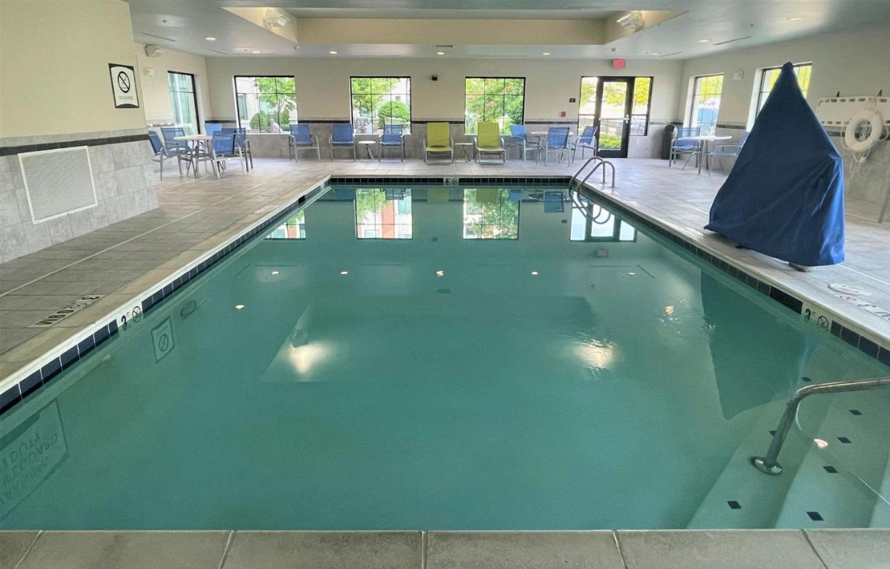 Staybridge Suites Miamisburg By Ihg Bagian luar foto