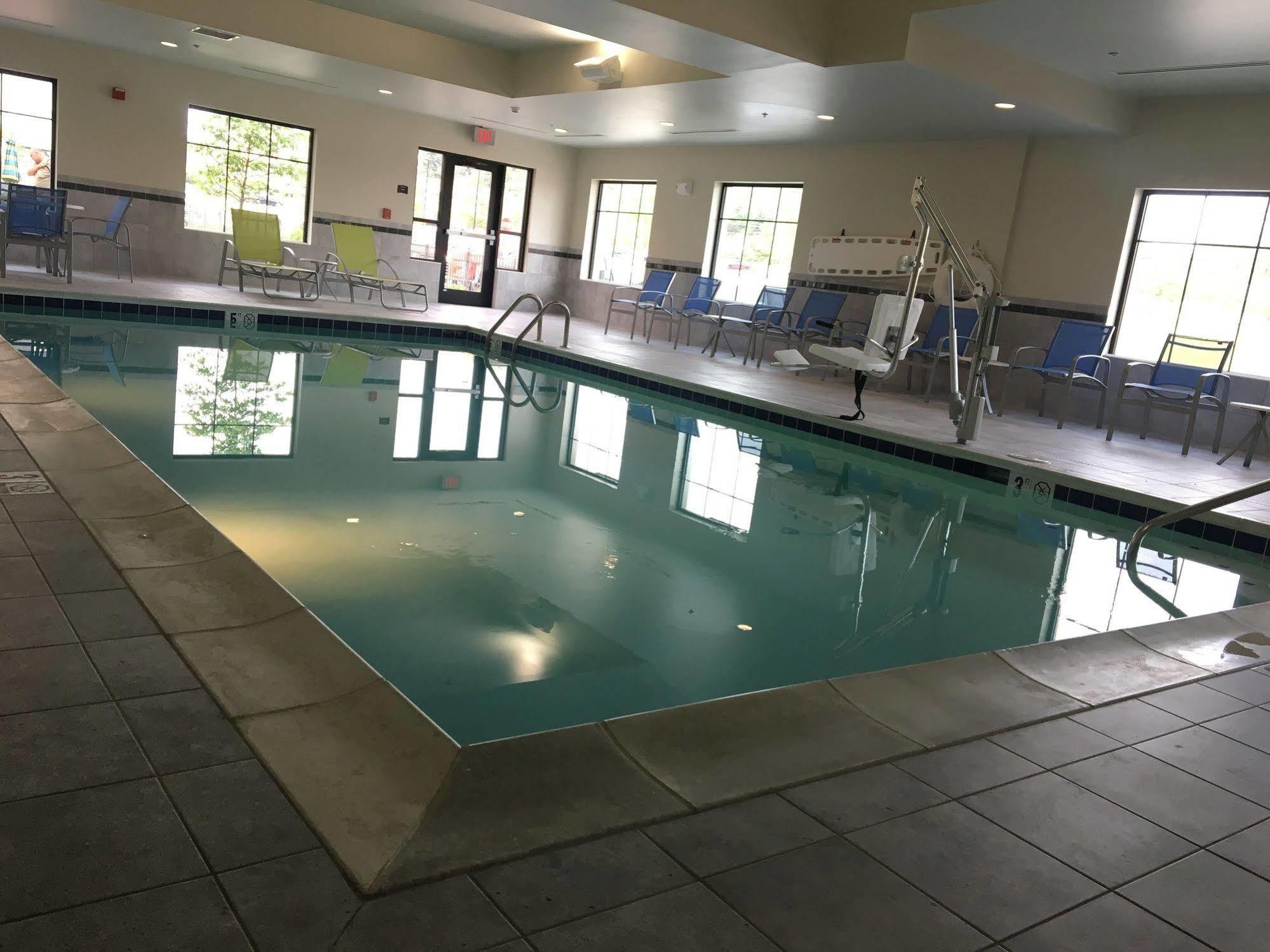 Staybridge Suites Miamisburg By Ihg Bagian luar foto